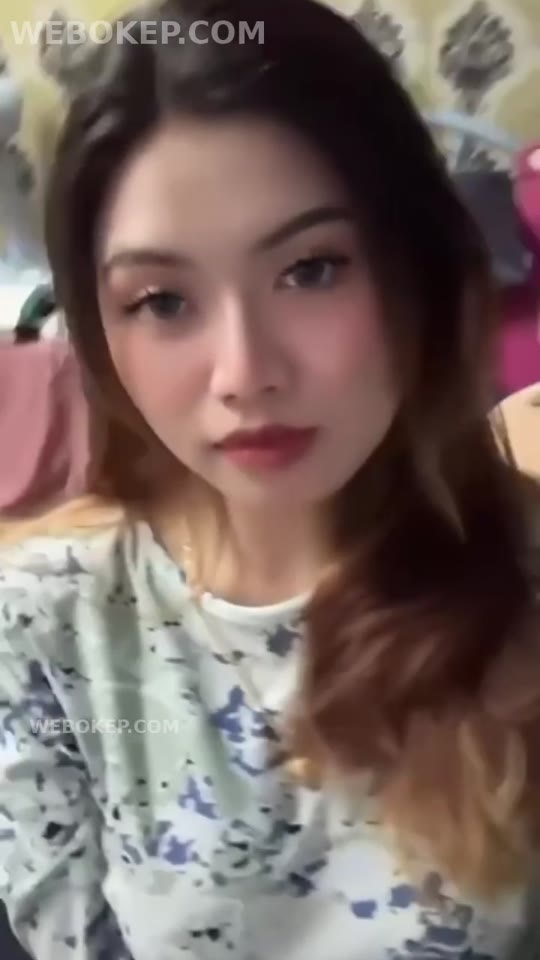 ngirim toket ke pacar katanya gak akan di sebar, eh malah satu dunia bisa liat